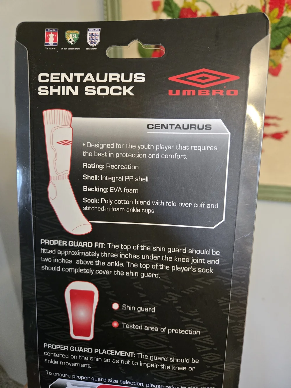 New Umbro Centaurus Shin Socks- Black Size Small